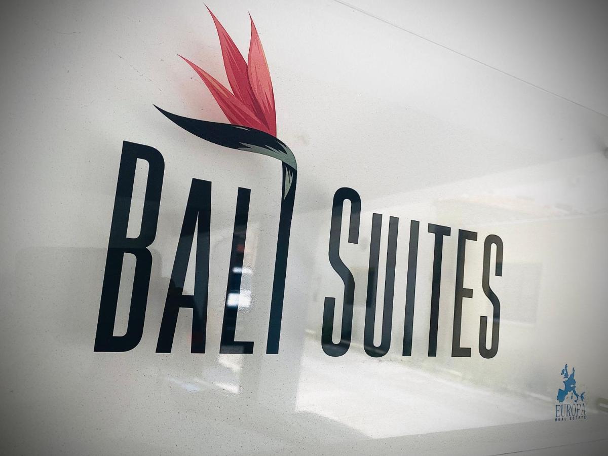 Bali Suites 404 Larnaca Bagian luar foto